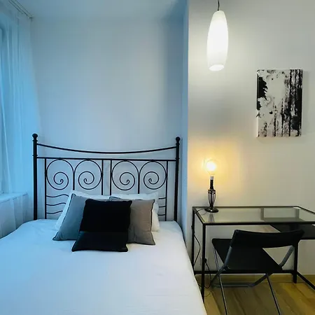3 W Centrum Apartment *